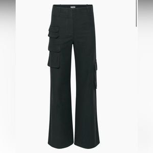 Aritizia Picture Wilfred Free Black Cargo Pants size 12